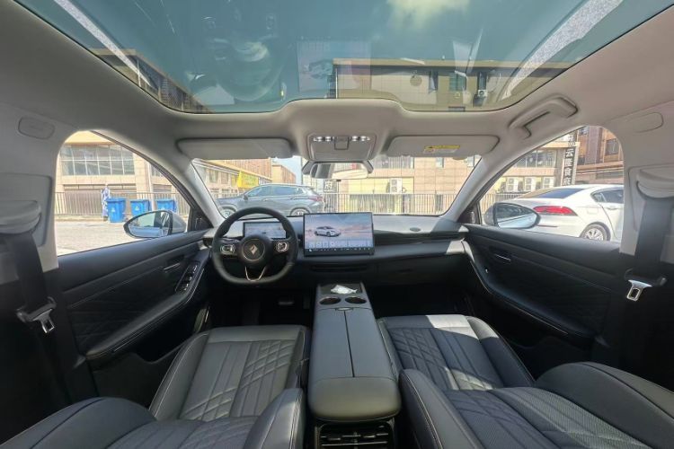 Used Baojun Enjoy 2025 All-Electric 600km Luxury Edition Interior 3