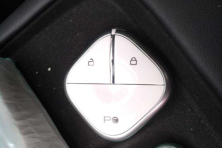 Used Baojun Enjoy 2025 All-Electric 600km Luxury Edition Interior 1