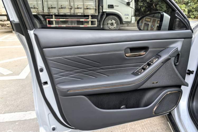 Used Baojun Enjoy 2025 All-Electric 600km Luxury Edition Interior 3