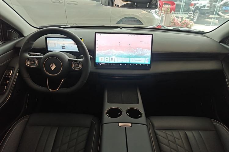 Used Baojun Enjoy 2025 Plug-in Hybrid 140km Luxury Edition Center Console