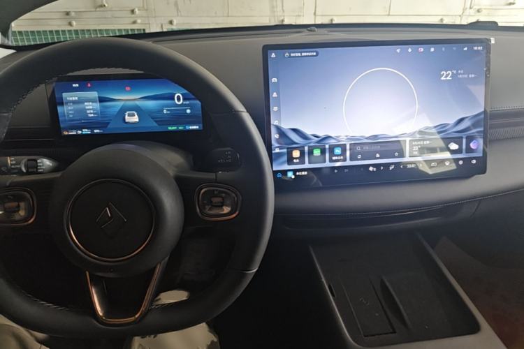 Used Baojun Enjoy 2025 Plug-in Hybrid 140km Luxury Edition Center Console