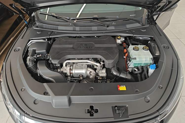 Used Baojun Enjoy 2025 Plug-in Hybrid 140km Luxury Edition Engine Bay