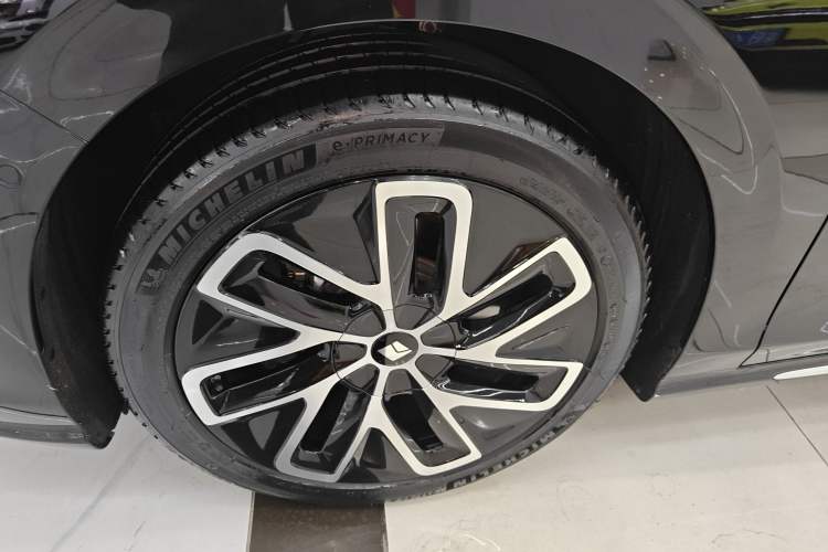 Used Baojun Enjoy 2025 Plug-in Hybrid 140km Luxury Edition Exterior 7