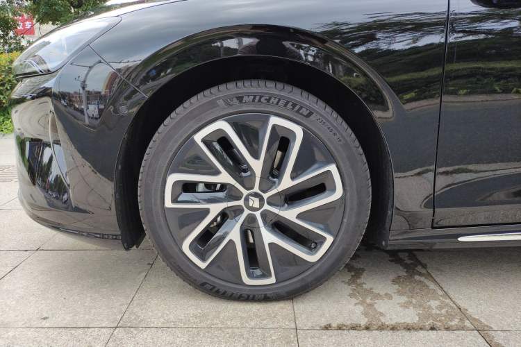 Used Baojun Enjoy 2025 Plug-in Hybrid 140km Luxury Edition Exterior 7