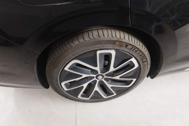 Used Baojun Enjoy 2025 Plug-in Hybrid 140km Luxury Edition Exterior 8