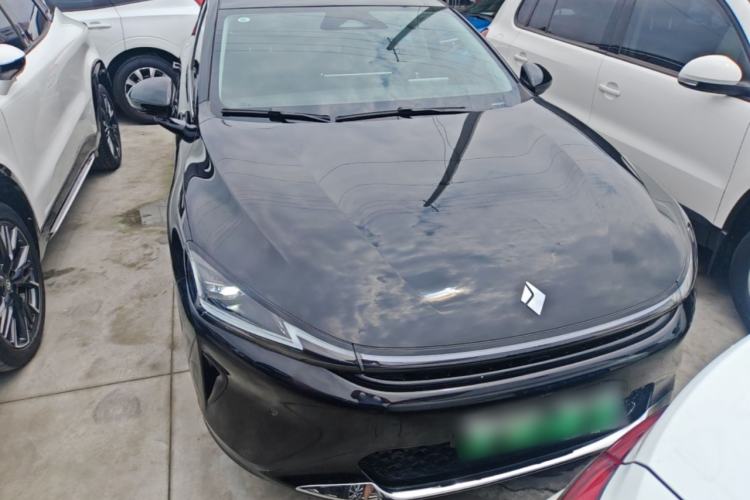 Used Baojun Enjoy 2025 Plug-in Hybrid 140km Standard Version Front