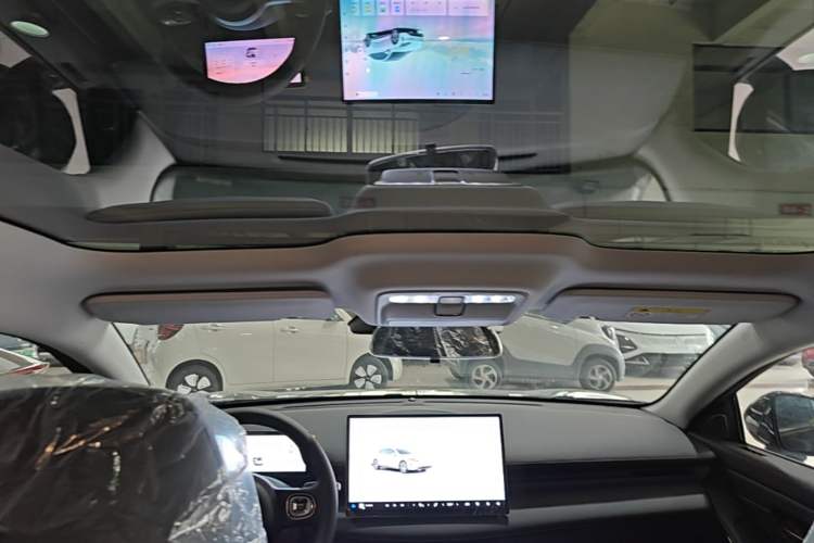 Used Baojun Enjoy 2025 All-Electric 600km Luxury Edition Headliner