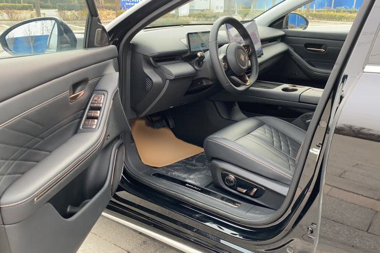 Used Baojun Enjoy 2025 All-Electric 600km Luxury Edition Interior 2