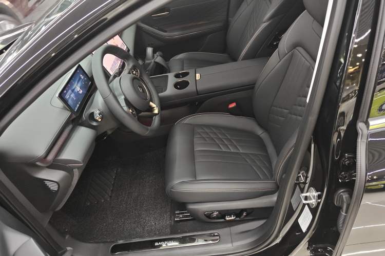 Used Baojun Enjoy 2025 Plug-in Hybrid 140km Luxury Edition Left Front Seat