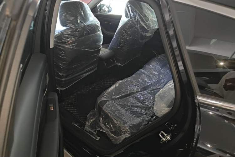 Used Baojun Enjoy 2025 All-Electric 600km Luxury Edition Left Rear Seat