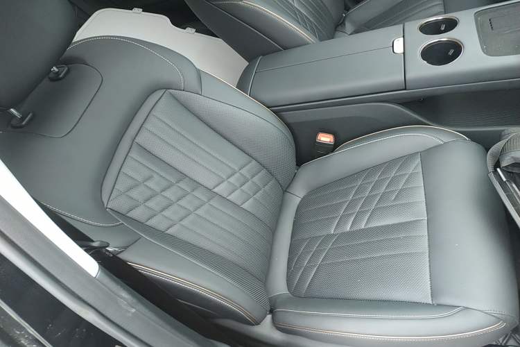 Used Baojun Enjoy 2025 Plug-in Hybrid 140km Luxury Edition Right Front Seat