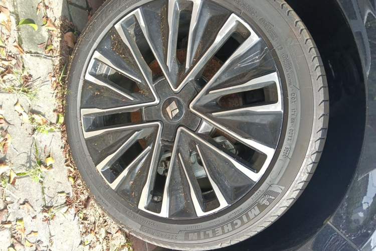Used Baojun Enjoy 2025 Plug-in Hybrid 140km Luxury Edition Right Front Wheel Hub