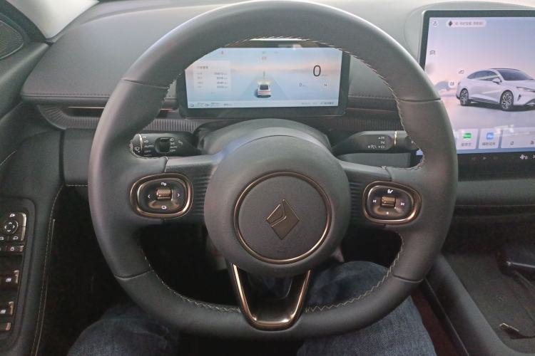 Used Baojun Enjoy 2025 Plug-in Hybrid 140km Luxury Edition Steering Wheel