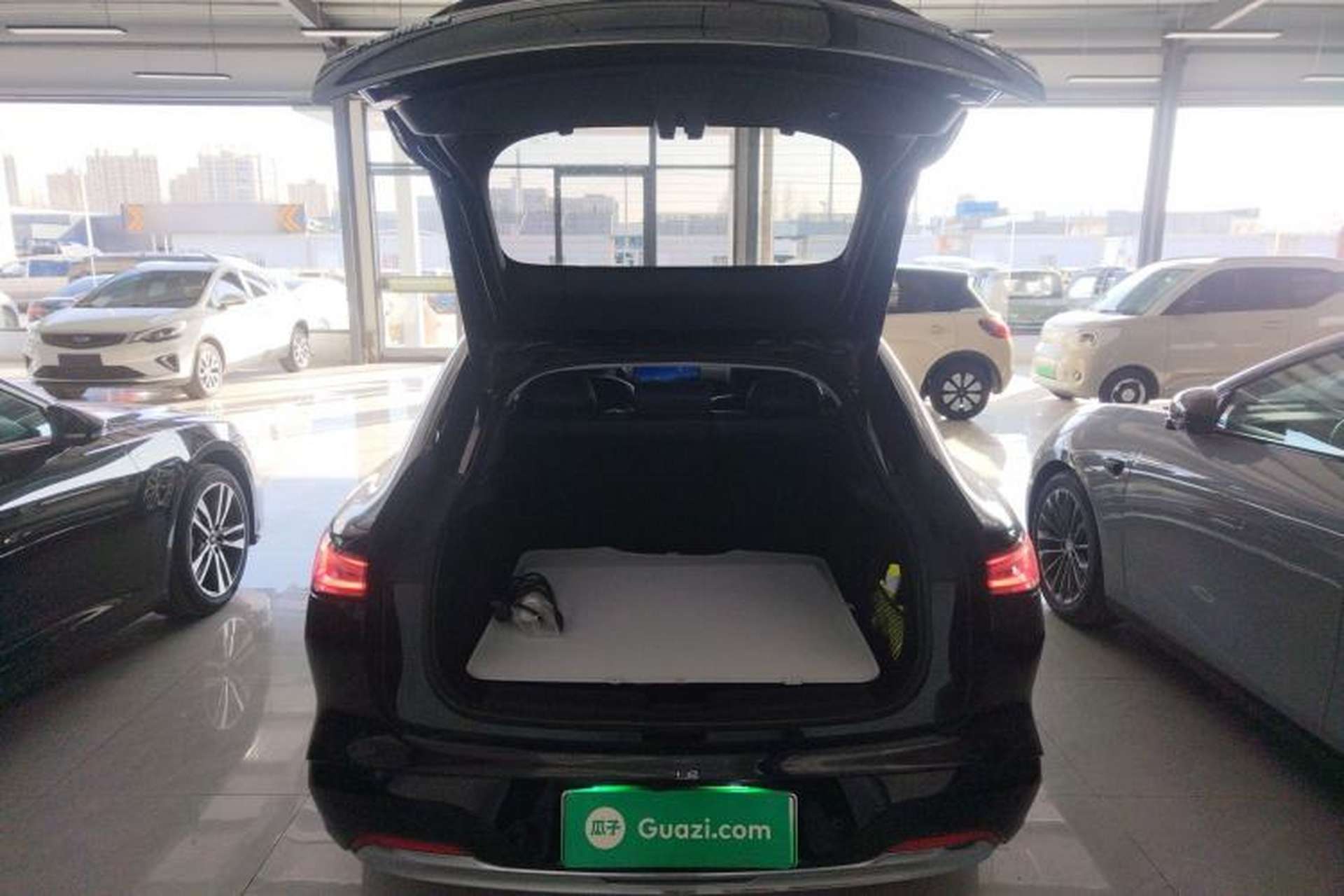 Used Baojun Enjoy 2025 Plug-in Hybrid 140km Luxury Edition Trunk