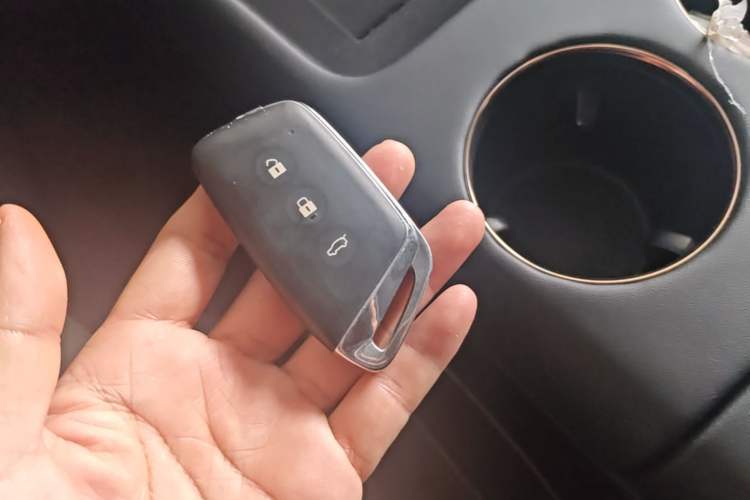 Used Baojun Enjoy 2025 Plug-in Hybrid 140km Luxury Edition Vehicle Key