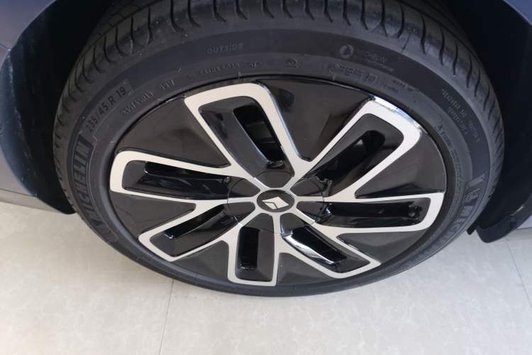 Used Baojun Enjoy 2025 Plug-in Hybrid 140km Luxury Edition Exterior 5