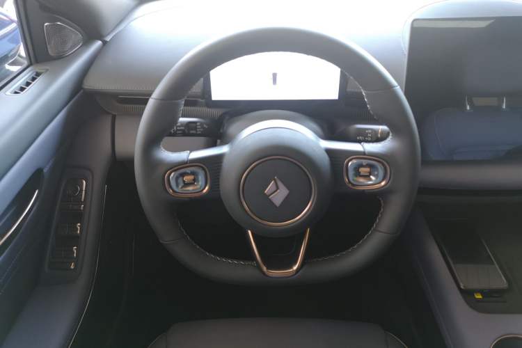 Used Baojun Enjoy 2025 Plug-in Hybrid 140km Luxury Edition Steering Wheel