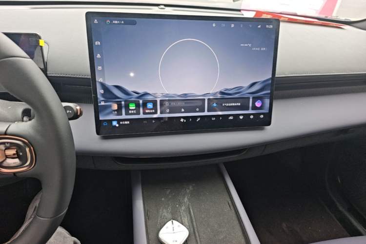 Used Baojun Enjoy 2025 Plug-in Hybrid 140km Luxury Edition Audio And AC Panel