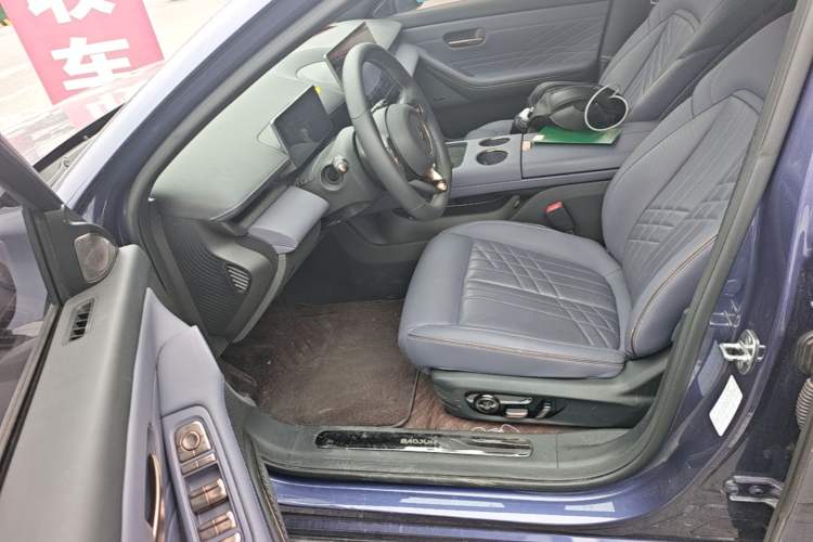 Used Baojun Enjoy 2025 Plug-in Hybrid 140km Luxury Edition Left Front Seat