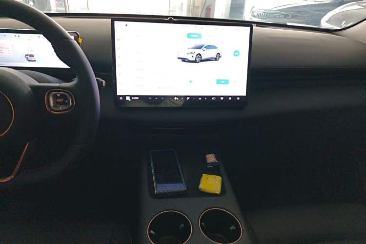Used Baojun Enjoy 2025 All-Electric 600km Luxury Edition Audio And AC Panel