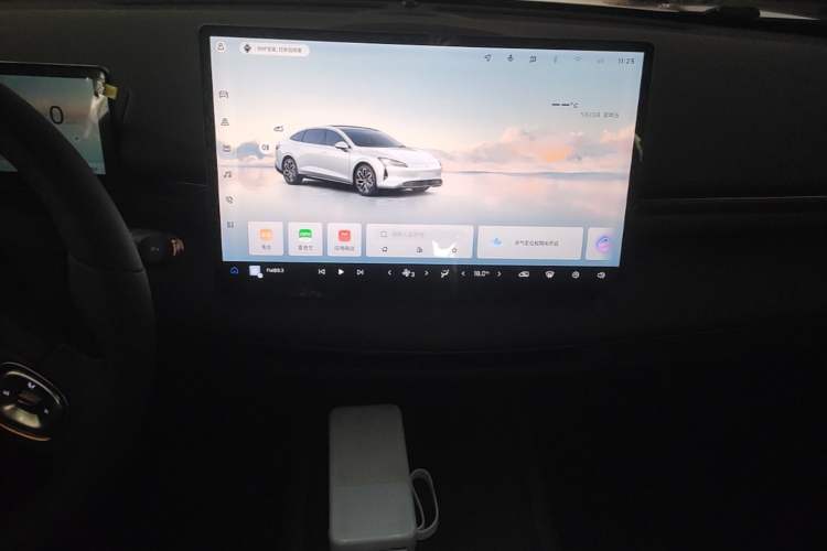 Used Baojun Enjoy 2025 All-Electric 600km Standard Version Audio And AC Panel