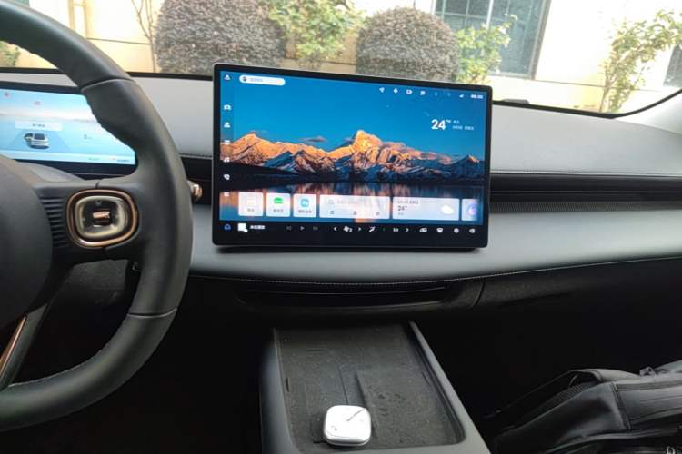 Used Baojun Enjoy 2025 All-Electric 600km Luxury Edition Audio And AC Panel