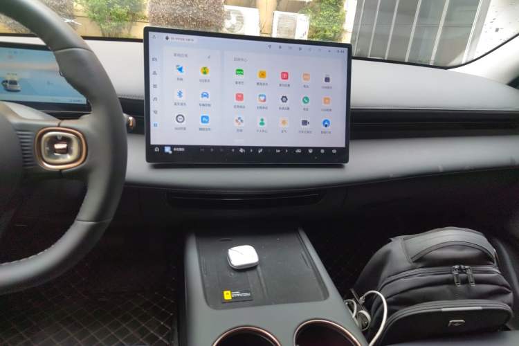 Used Baojun Enjoy 2025 All-Electric 600km Luxury Edition Audio And AC Panel