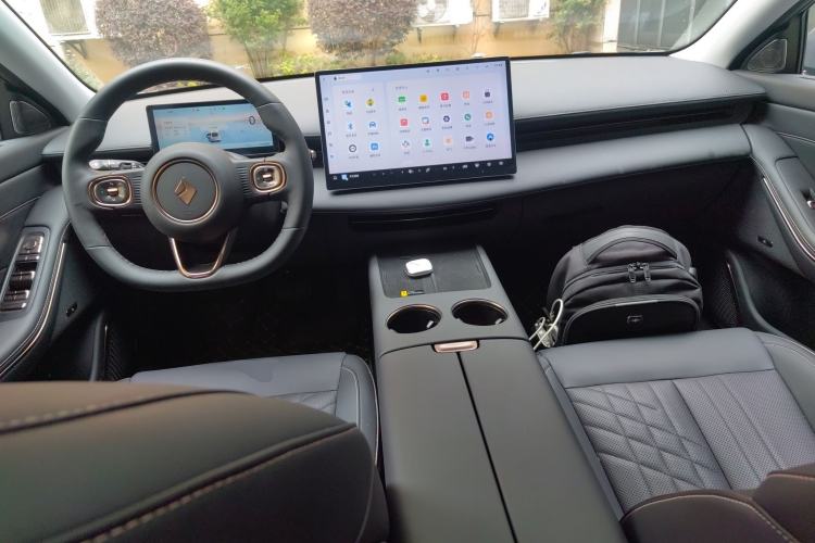 Used Baojun Enjoy 2025 All-Electric 600km Luxury Edition Center Console