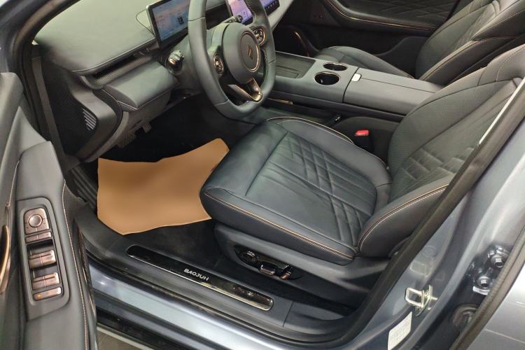 Used Baojun Enjoy 2025 Plug-in Hybrid 140km Luxury Edition Driver Seat