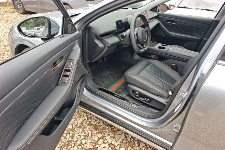Used Baojun Enjoy 2025 Plug-in Hybrid 140km Luxury Edition Driver Seat