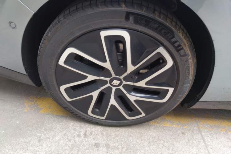 Used Baojun Enjoy 2025 All-Electric 600km Luxury Edition Exterior 5
