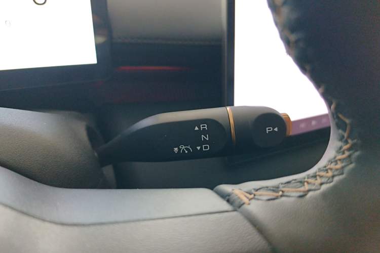 Used Baojun Enjoy 2025 All-Electric 600km Luxury Edition Gear Lever