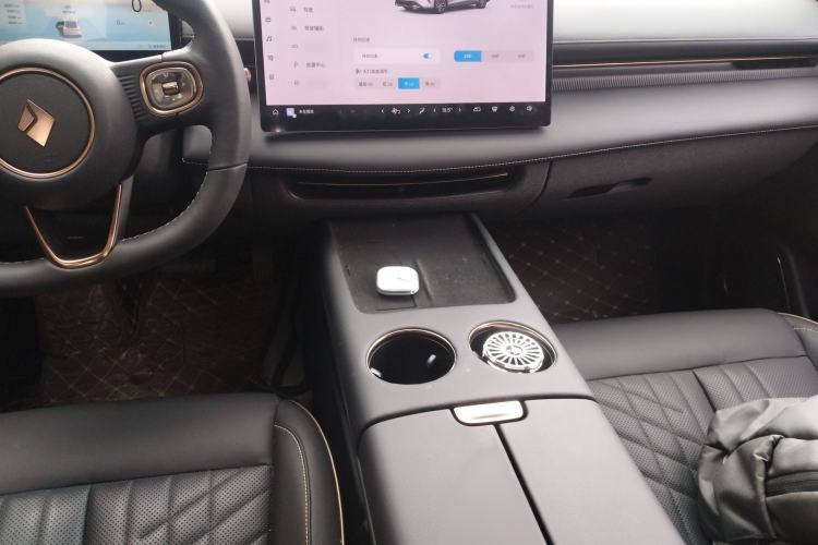 Used Baojun Enjoy 2025 Plug-in Hybrid 140km Luxury Edition Gear Lever