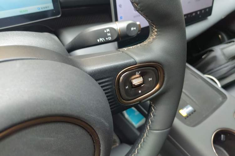 Used Baojun Enjoy 2025 All-Electric 600km Luxury Edition Gear Lever