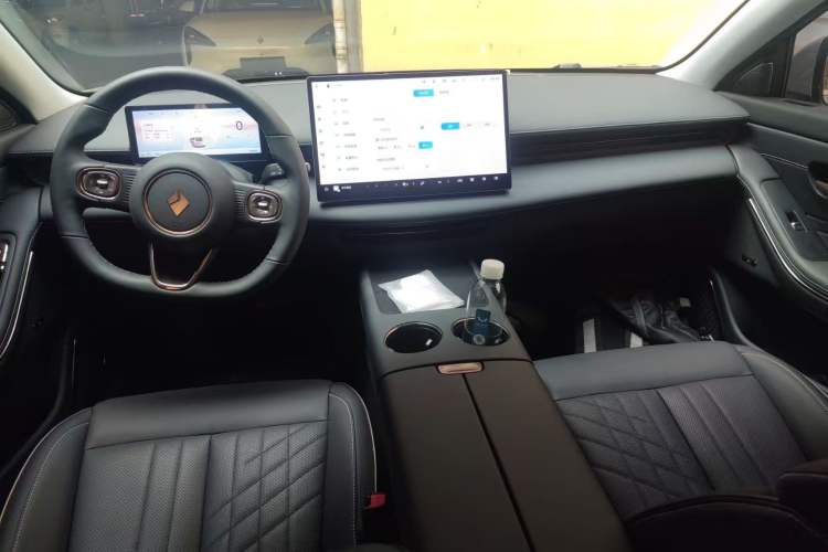 Used Baojun Enjoy 2025 All-Electric 600km Luxury Edition Interior 1