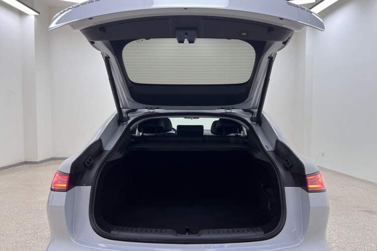 Used Baojun Enjoy 2025 Plug-in Hybrid 140km Luxury Edition Interior 2