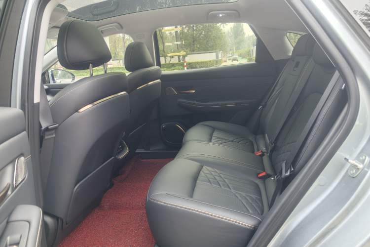 Used Baojun Enjoy 2025 All-Electric 600km Luxury Edition Interior 6
