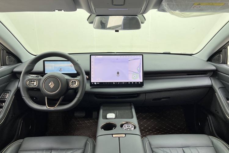 Used Baojun Enjoy 2025 Plug-in Hybrid 140km Luxury Edition Interior 9
