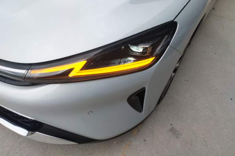 Used Baojun Enjoy 2025 Plug-in Hybrid 140km Luxury Edition Left Front Headlight