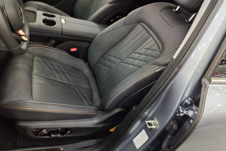 Used Baojun Enjoy 2025 Plug-in Hybrid 140km Luxury Edition Left Front Seat