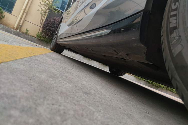 Used Baojun Enjoy 2025 All-Electric 600km Luxury Edition Left Side Sill