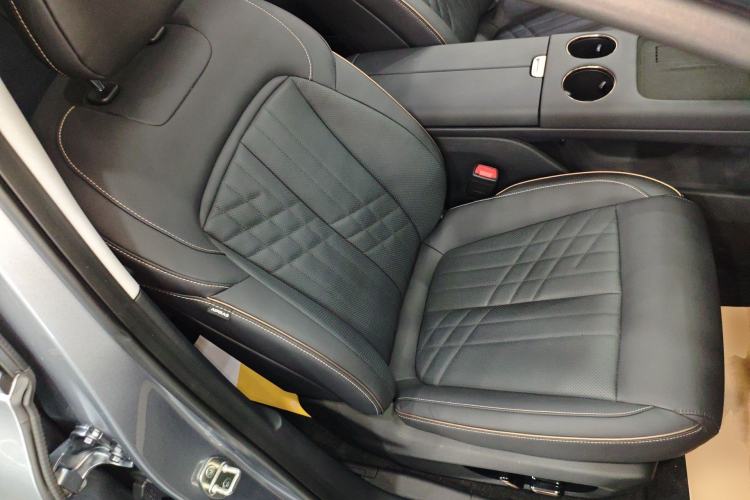 Used Baojun Enjoy 2025 Plug-in Hybrid 140km Luxury Edition Right Front Seat