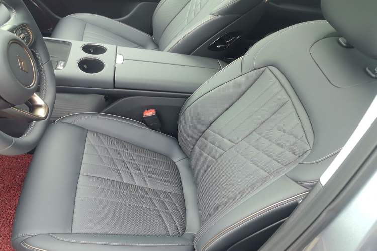 Used Baojun Enjoy 2025 All-Electric 600km Luxury Edition Right Front Seat