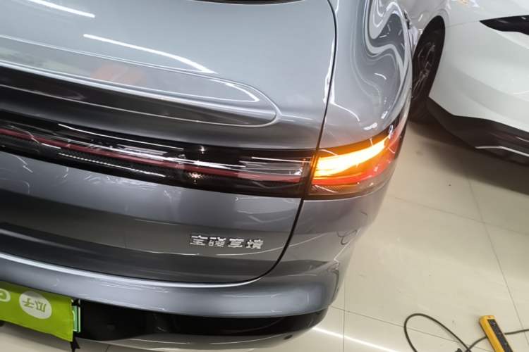 Used Baojun Enjoy 2025 All-Electric 600km Standard Version Right Rear Taillight
