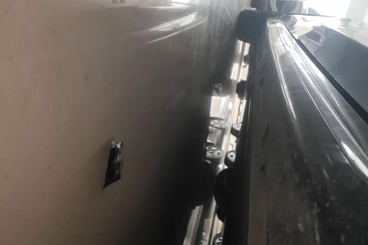 Used Baojun Enjoy 2025 All-Electric 600km Standard Version Right Side Sill