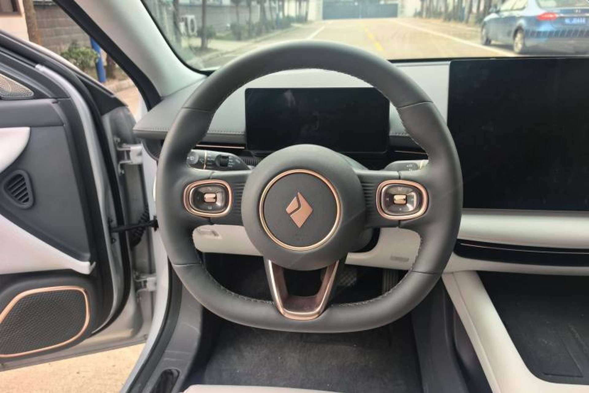 Used Baojun Enjoy 2025 Plug-in Hybrid 140km Luxury Edition Steering Wheel