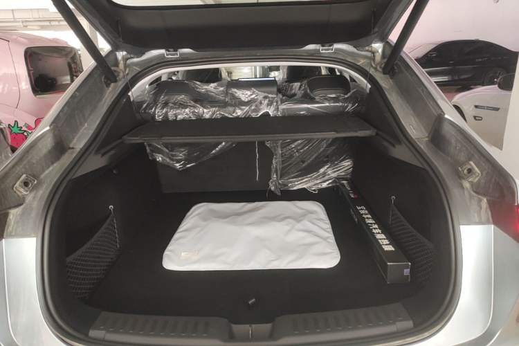 Used Baojun Enjoy 2025 All-Electric 600km Standard Version Trunk