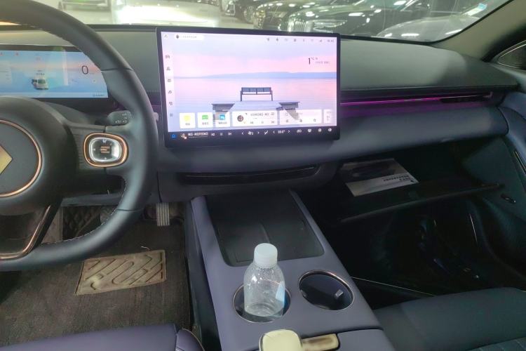 Used Baojun Enjoy 2025 All-Electric 600km Luxury Edition Audio And AC Panel