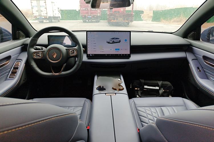 Used Baojun Enjoy 2025 All-Electric 600km Luxury Edition Center Console