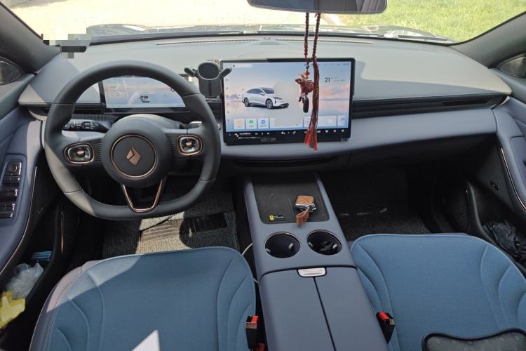 Used Baojun Enjoy 2025 All-Electric 600km Luxury Edition Center Console
